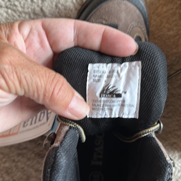 NWT Itasca Hiking Boots - Picture 7 of 9
